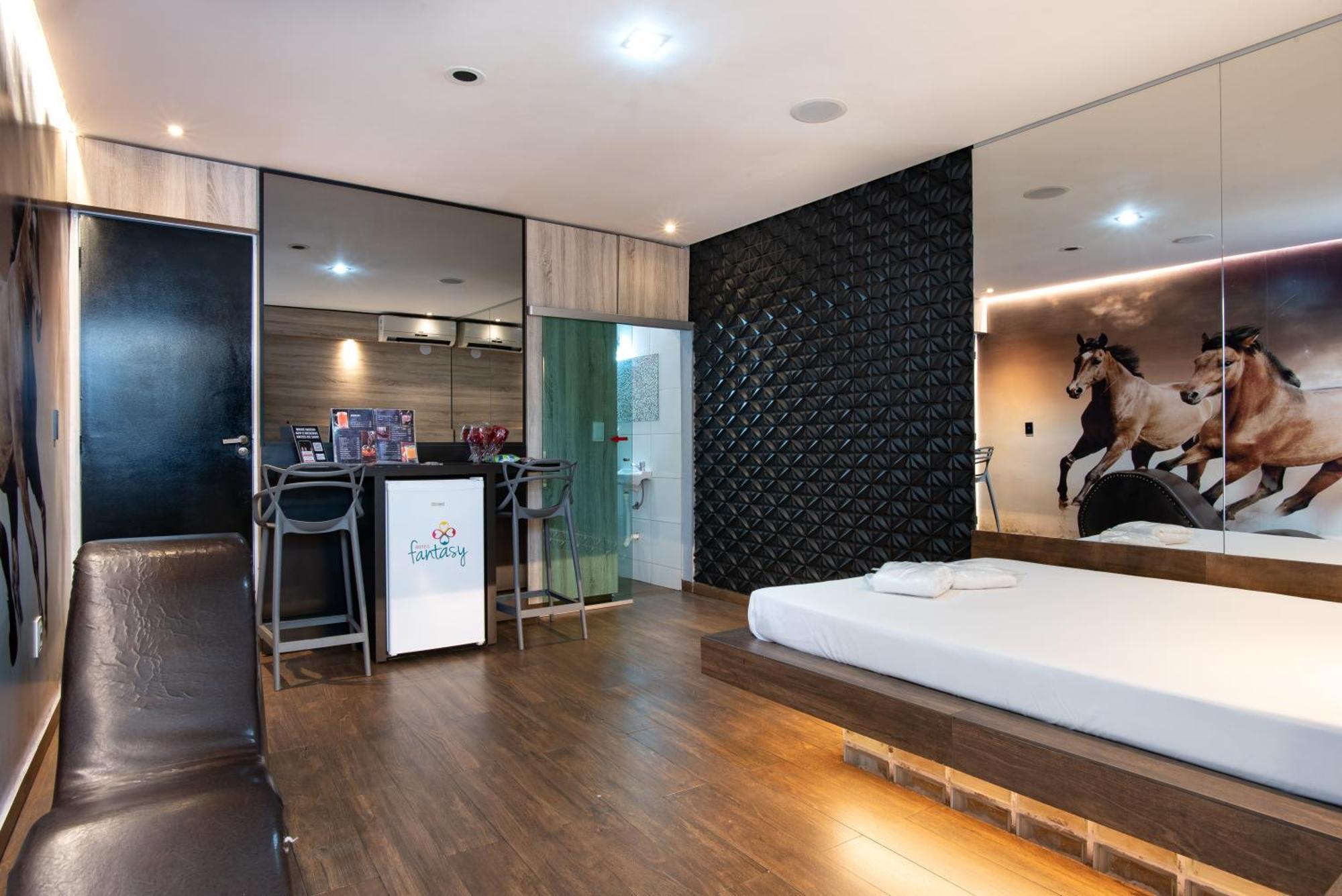 Motel Fantasy 3 (Adults Only) Belo Horizonte Luaran gambar